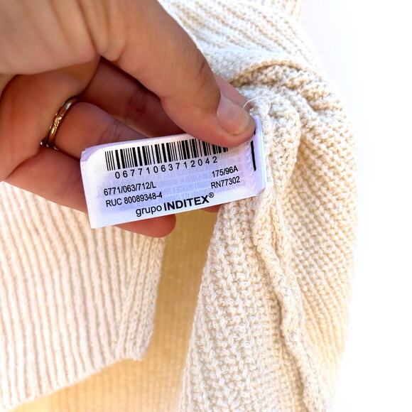 Zara V-Neck Knit Vest Cardigan Top Ecru Cream Large Preppy Cottagecore - Picture 9 of 10